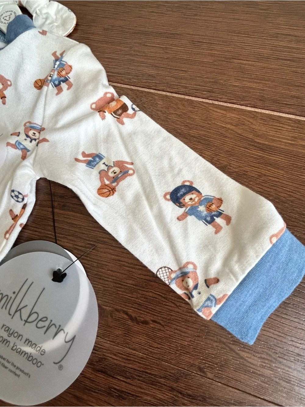 Milkberry bamboo footie